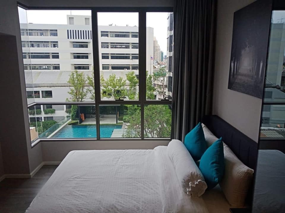 เดอะรูม สาทร-เซนต์หลุยส์ [The Room Sathorn-St.Louis]