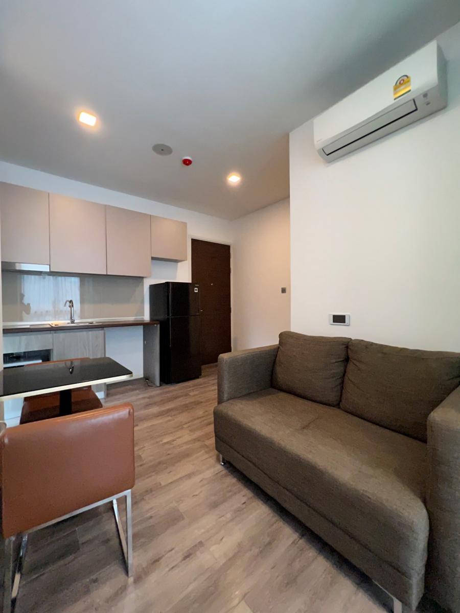 บราวน์ คอนโด รัชดา 32 [Brown Condo Ratchada 32]