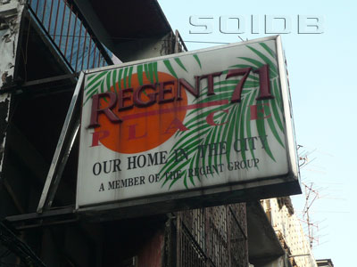 รีเจนท์ 71 เพลส [Regent 71 Place]